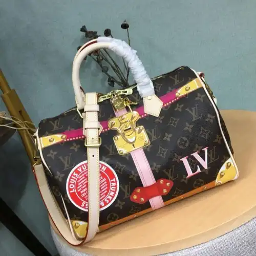 LV Bags 19T1L0393 0123