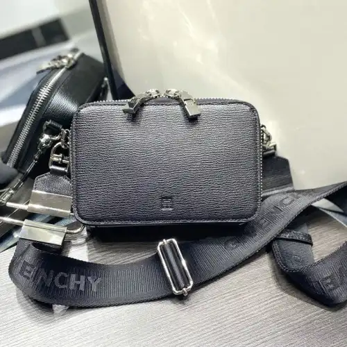 Givenchy Bag 2209SW0078 0129